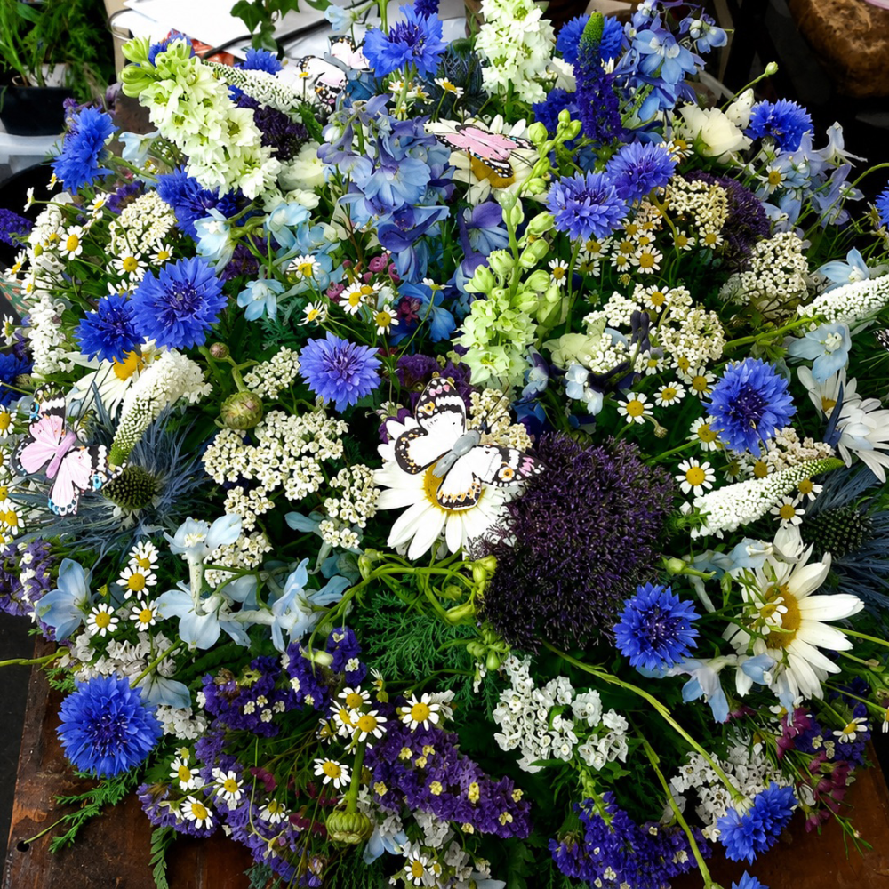 Country garden Posy