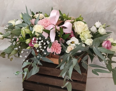 Enchanted Garden basket  pink and cream flowers - Send a pink and cream flower basket from Glorious Veronicas your local Newton Abbot florist fresh seasonal flowers handcrafted with love same day delivery available